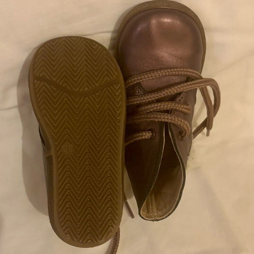 Papillon children's leather boots like new, size 21