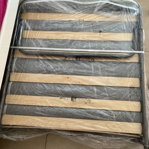 Folding single bed with mattress