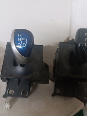 Automatic Gear Lever for Toyota Auris '12-'19 like new, code 75C583