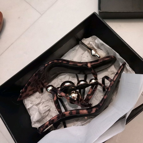 Iris sandals new, black with gold details, size 37