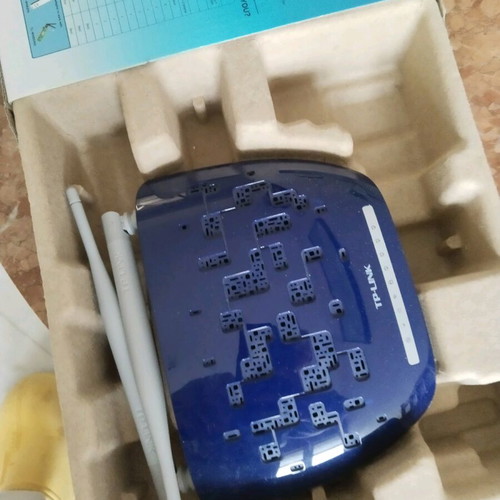 TP-LINK TD-W8960N v6 wireless modem used
