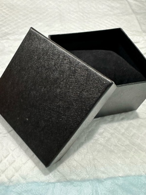 Gift box new with pillow