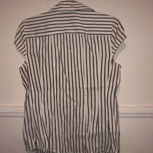 Zara striped sleeveless shirt like new, white and gray
