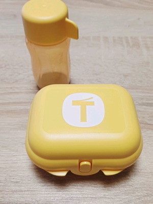 Tupperware Small Twin with 90ml Bottle new