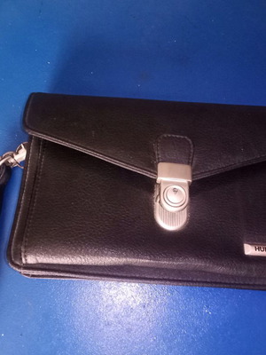 Τσαντάκι χειρός ανδρικό δερμάτινο Hunter σαν καινούργιο