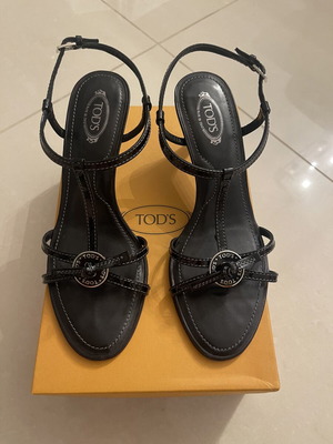 Tod’s sandal
