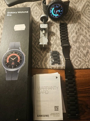 Samsung Galaxy Watch 5 Pro like new with bracelet, strap, Spigen case and charger