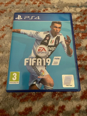 FIFA 19 PS4 like new with Spanish cover