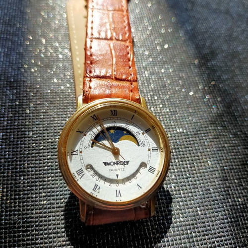 Watches quartz, used, unisex