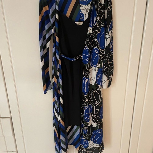 Diane von Furstenberg wrap dress XS like new, multicolor