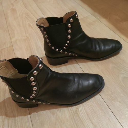 Women's ankle boots size 37 like new, black
