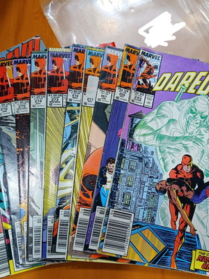 Daredevil Marvel Comics 27 issues like new