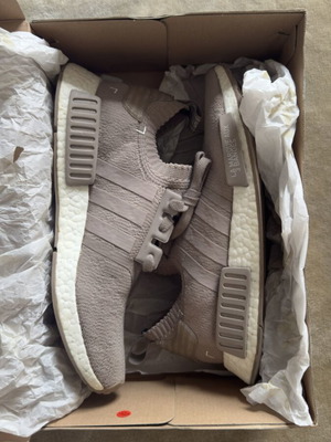 Adidas NMD_R1 Primeknit French Beige sneakers like new, size 44