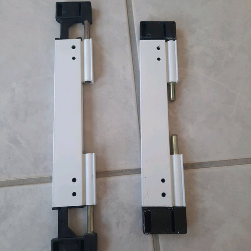 Double locking security locks used for aluminum frames