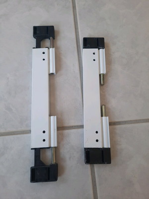 Double locking security locks used for aluminum frames