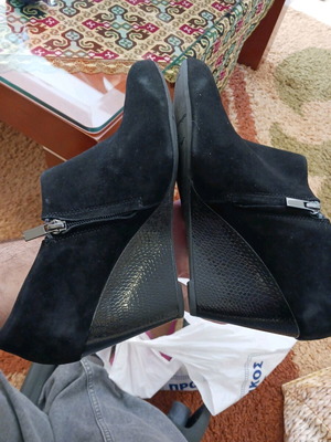 Clarks women's ankle boots size 40 used