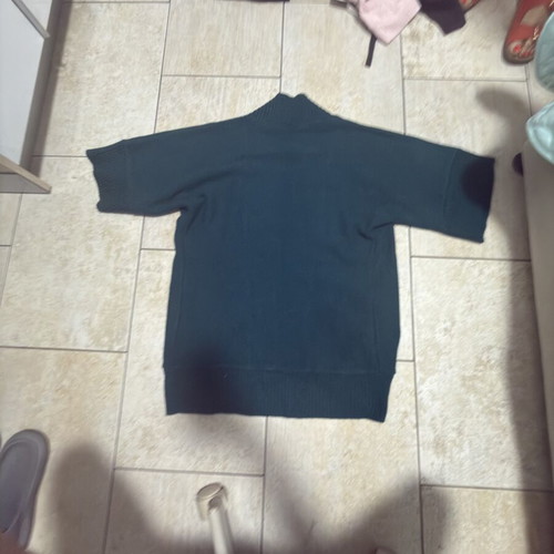 Knit used green sweater