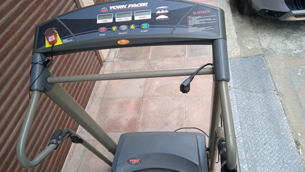 York pacer 3501 discount treadmill