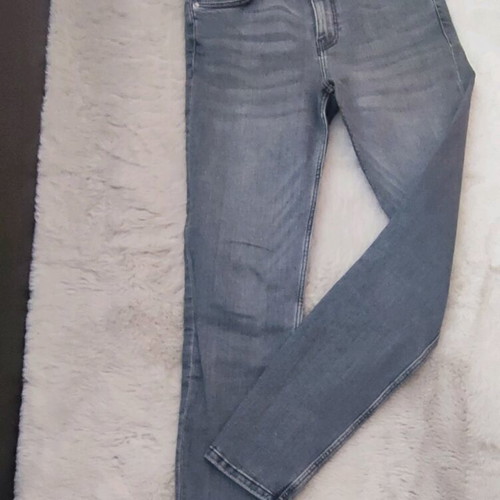 Zara gray elastic jeans new, size 40