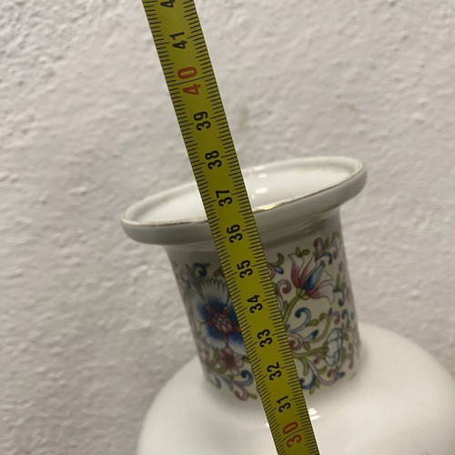 Italian vase used in Chinese style from 1950-60s