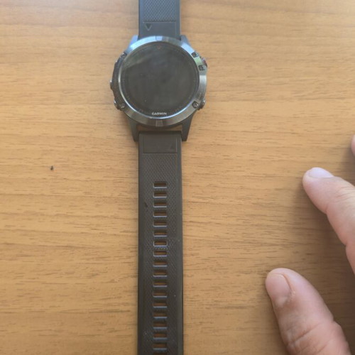 Garmin fenix 5 smartwatch with charger and box