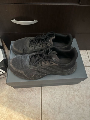 Adidas sport shoes used, size 46, black