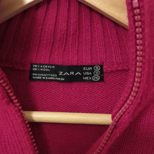 Zara cardigan fuchsia size S like new, wool acrylic