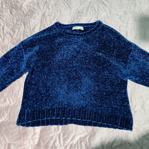 Pull & Bear blue sweater like new, soft, size M