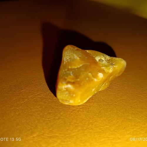 Citrine mineral like new