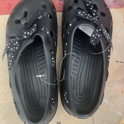 Beach shoes, size 38, black