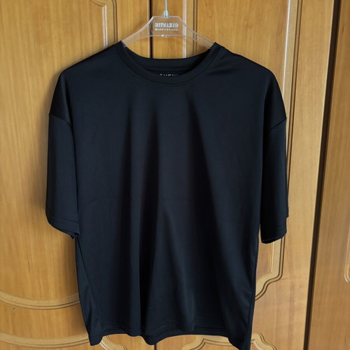 Van Gogh T-shirt like new, black, 100% polyester