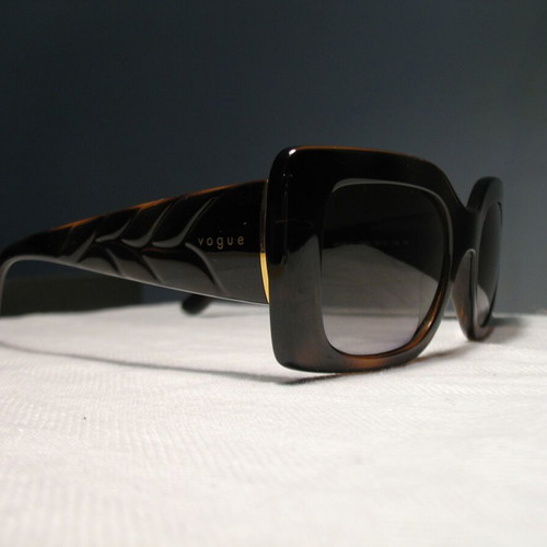 Vogue 5481-S Polarized women's sunglasses like new brown