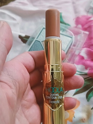 Hoola Contouring Stick Benefit употребяван