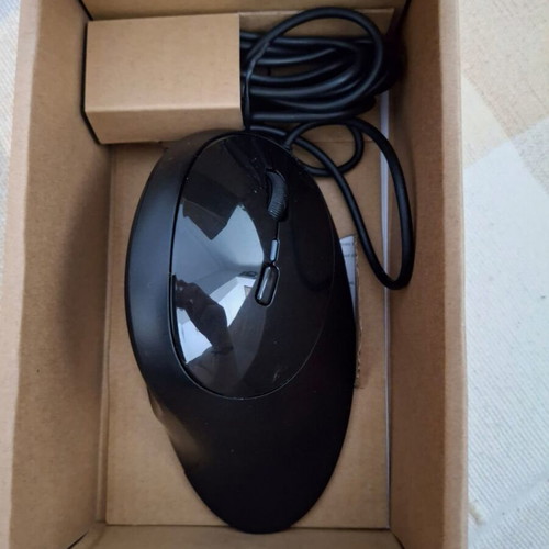 Kensington Pro Fit Ergo Wired Vertical Mouse like new, black