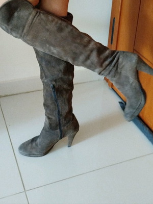 Vera Gomma suede knee-high boots like new, brown, size 38