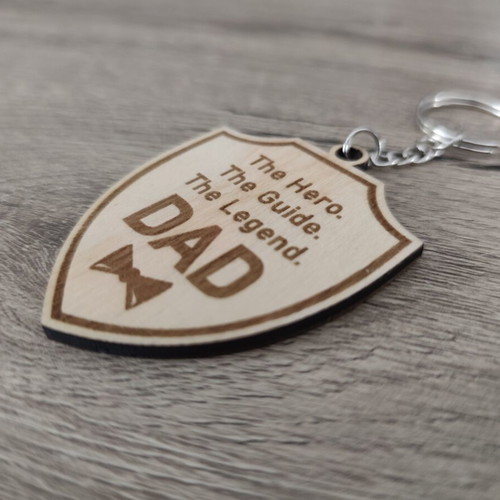 Woodcraft keychain Dad The Hero The Guide The Legend new, beige