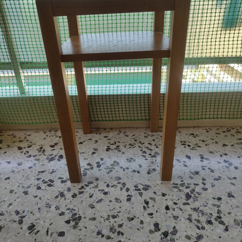 Neoset side table like new, natural wood with glass top