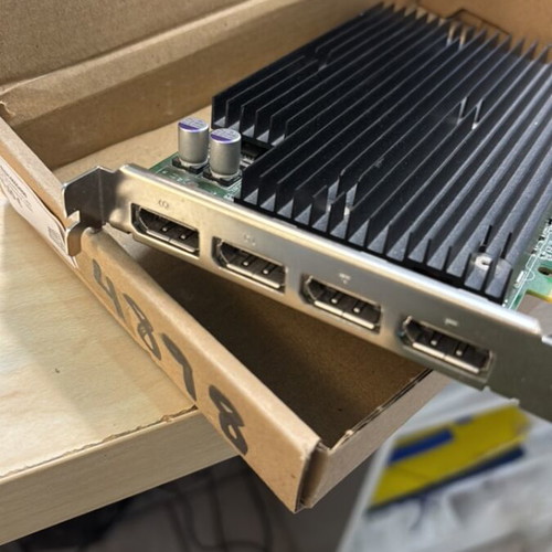 Quadro nvs 450 graphics card 512MB 4DP 128bit used