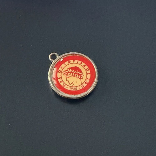 Olympiakos Collectible Metal Badge like new with 1925 Emblem
