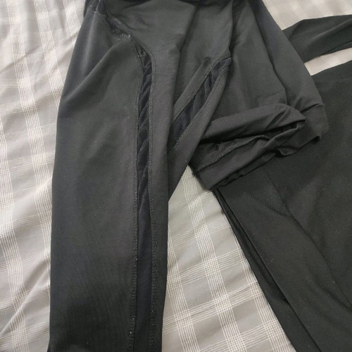 Black sports set with mesh detail on leggings, Small-medium
