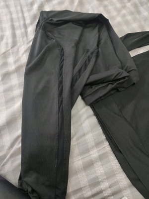 Black sports set with mesh detail on leggings, Small-medium