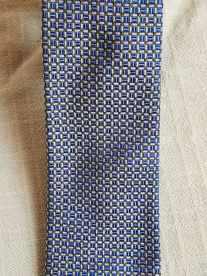 Octopus tie made in Italy 100% silk like new, white and blue