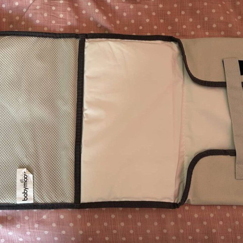 Babymoov Baby Chic changing bag used with accessories