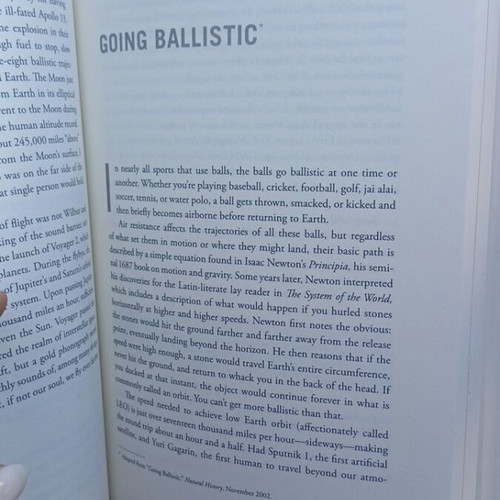 Space Chronicles by Neil deGrasse Tyson like new, English