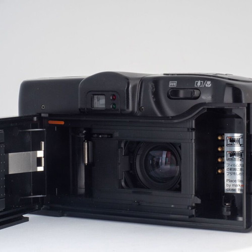 Yashica Zoomtec 70 35mm film camera used, fully tested