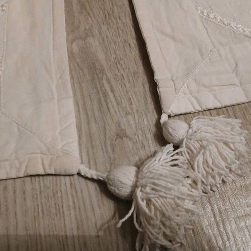 Vintage beige pillowcases used, set of 2, 40 cm with tassels
