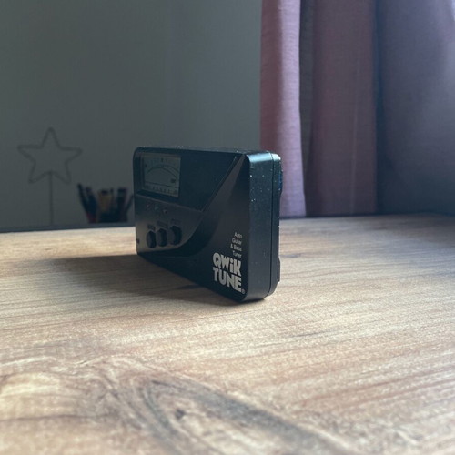 Auto Guitar & Bass Tuner used