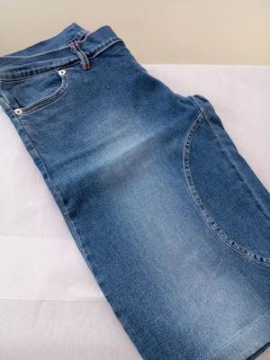 Low-rise Denim Bermuda Y2K Jorts in Blue, like new