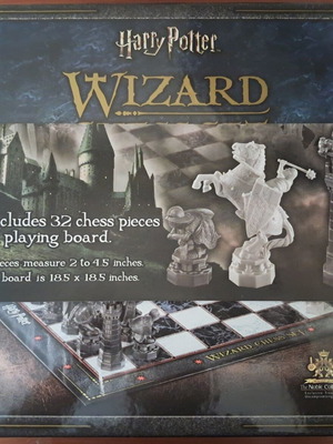 Harry Potter chess set new
