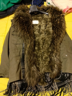Zara thick jacket like new, green, size M